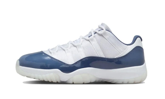 AIR JORDAN 11 RETRO LOW (DIFFUSED BLUE)